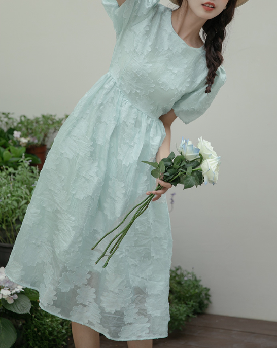 小手毬の花びらワンピース_A0294